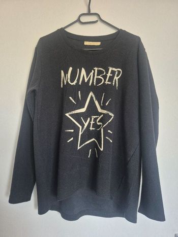 Pull avec motif étoile