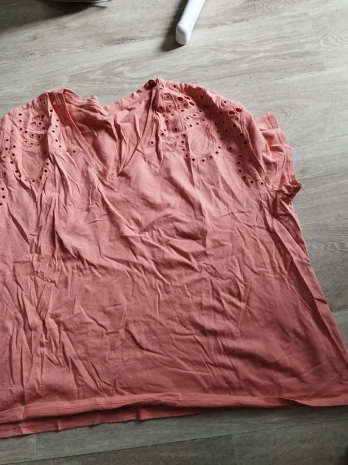 Tee shirt 50/52 - photo numéro 3