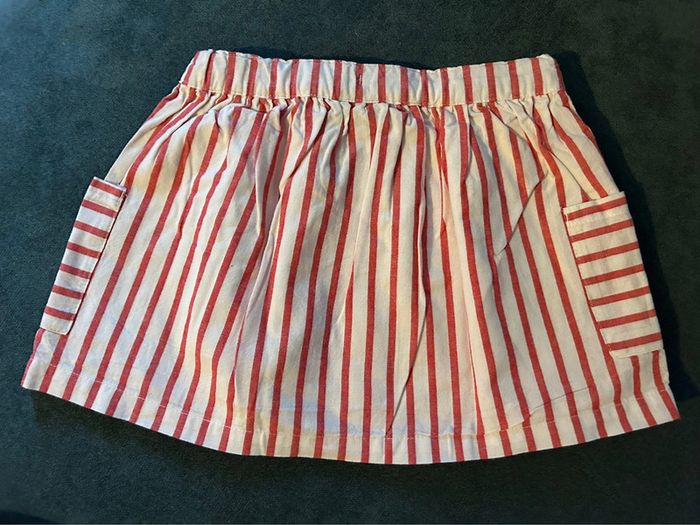 Magnifique jupe sergent major neuve 3 ans - photo numéro 6