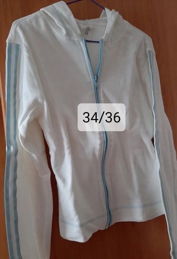 Veste zippée à capuche