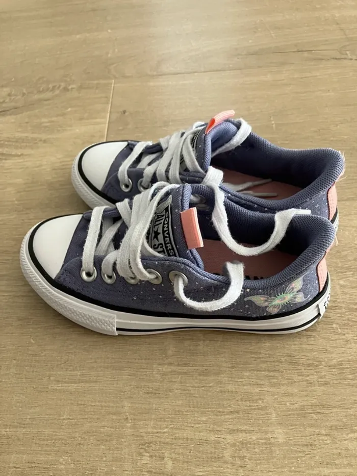 Chaussures baskets converse taille 28 - photo numéro 3