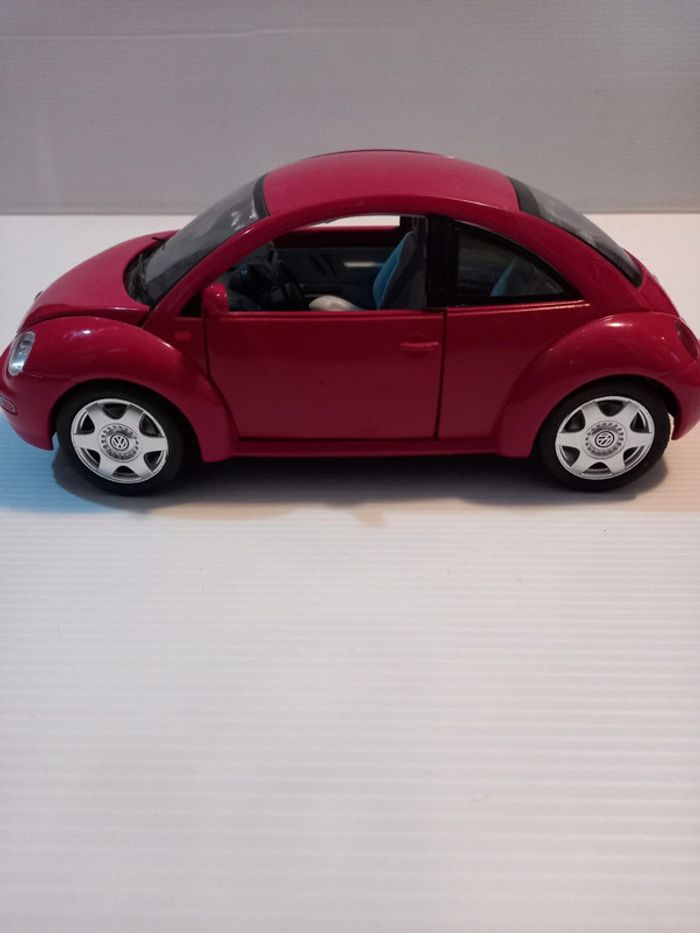 Burago 1/18 New beetles - photo numéro 7