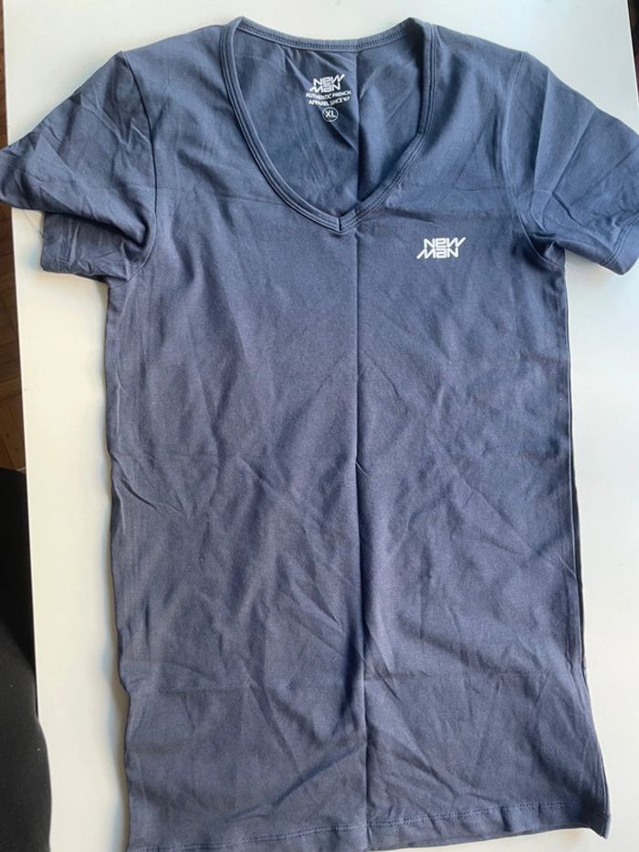 T-shirt bleu marine New man taille M
