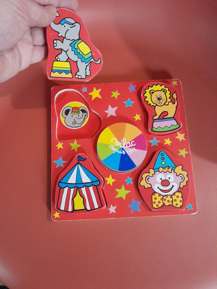 puzzle / encastrement en bois Vilac - le cirque - photo numéro 3