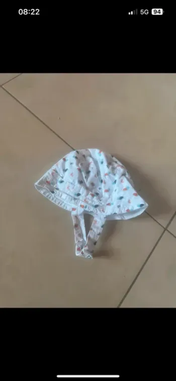 Chapeau de plage taille 6 mois