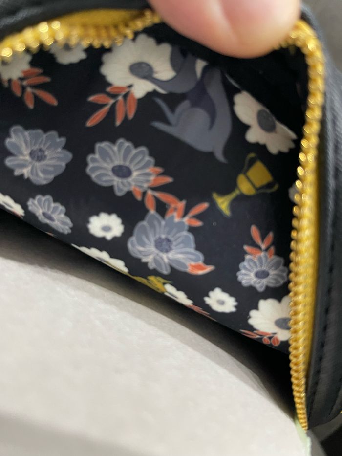 Harry Potter by Loungefly sac à dos Hufflepuff House Tattoo - photo numéro 5