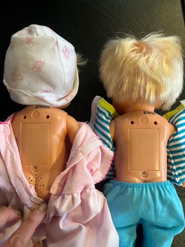 Lot poupées + couffin + lit parapluie – 2 bébés ~30 cm - photo numéro 10