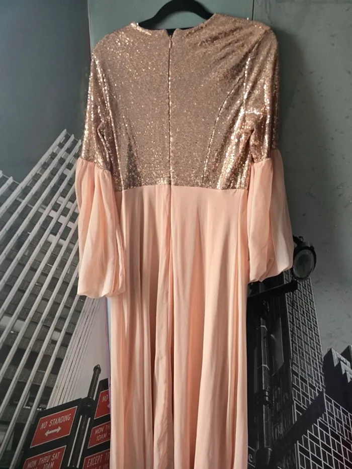 e longue saumon rosé Tavin tzille 42 – chic & élégante pour mariage/soirée" - photo numéro 2