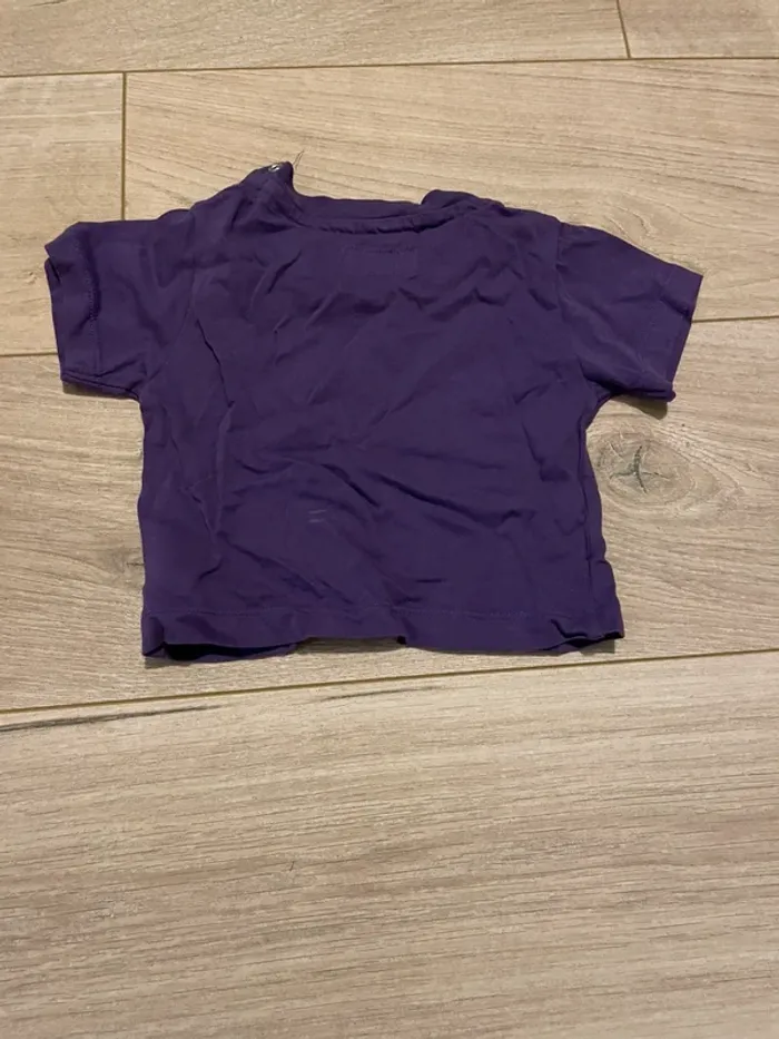 T shirt 6 mois - photo numéro 3