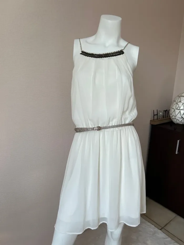 Robe d ete en crêpe écrueMorgan