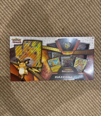 Coffret raichu GX Pokémon