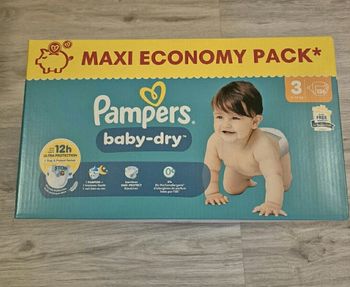  pampers taille 3 136 couches