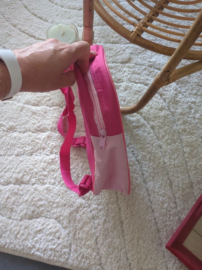 Sac à dos reine des neiges très bon état - photo numéro 2