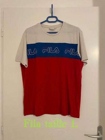 T-shirt à manches courtes rouge bleu et blanc fila taille L