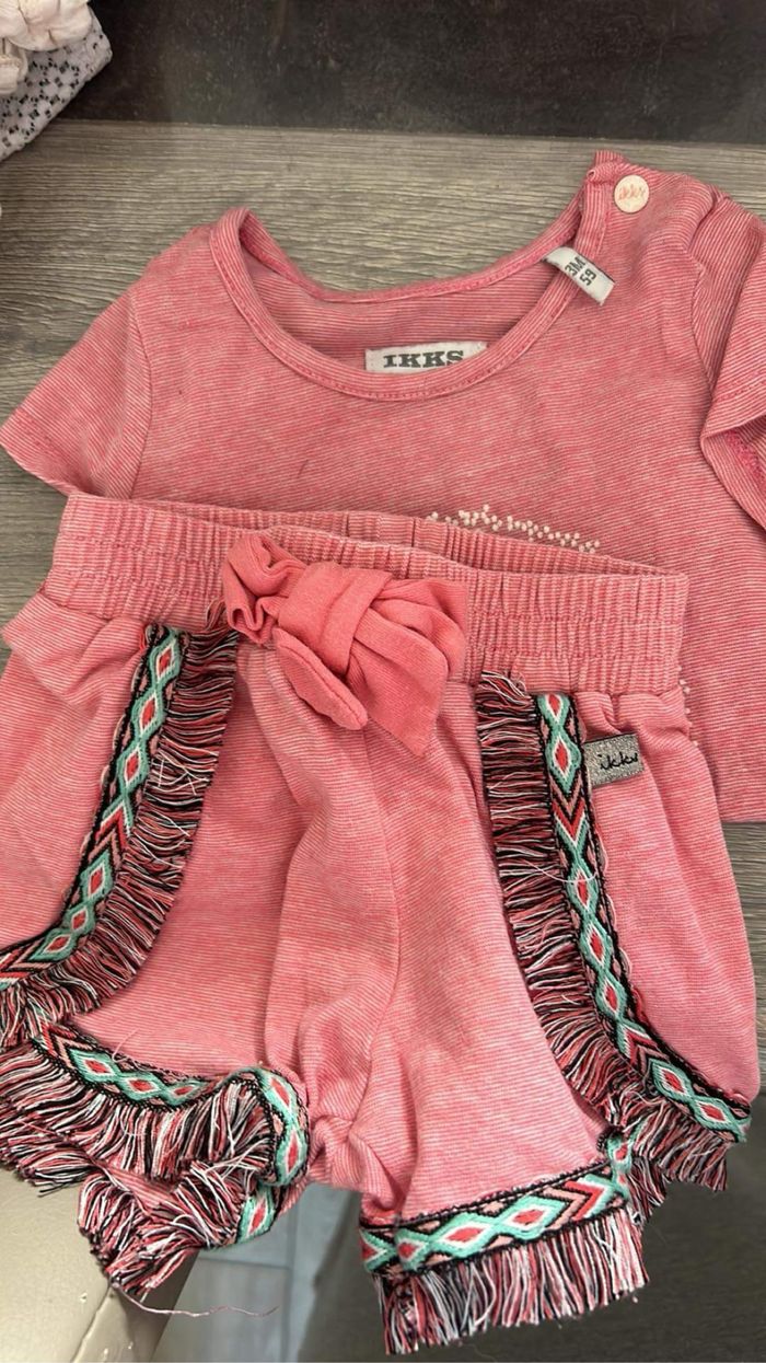 Vêtements pour bébé fille - photo numéro 2