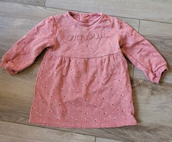 Robe molletonné fleurie taille 24 mois