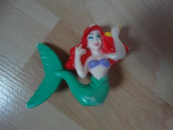 Figurine arielle petite sirène