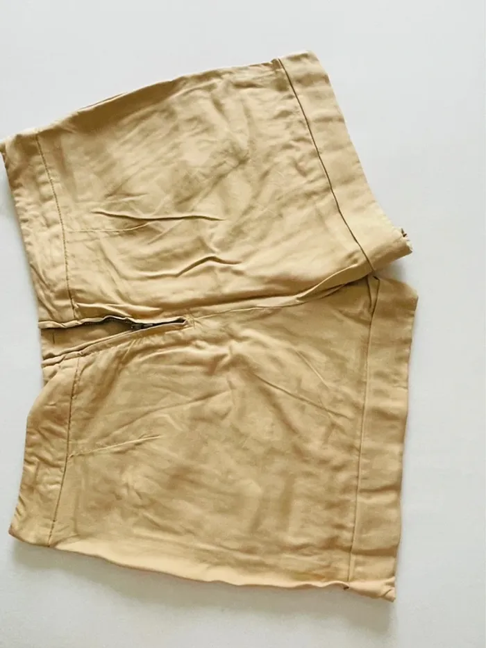 Short léger - photo numéro 3