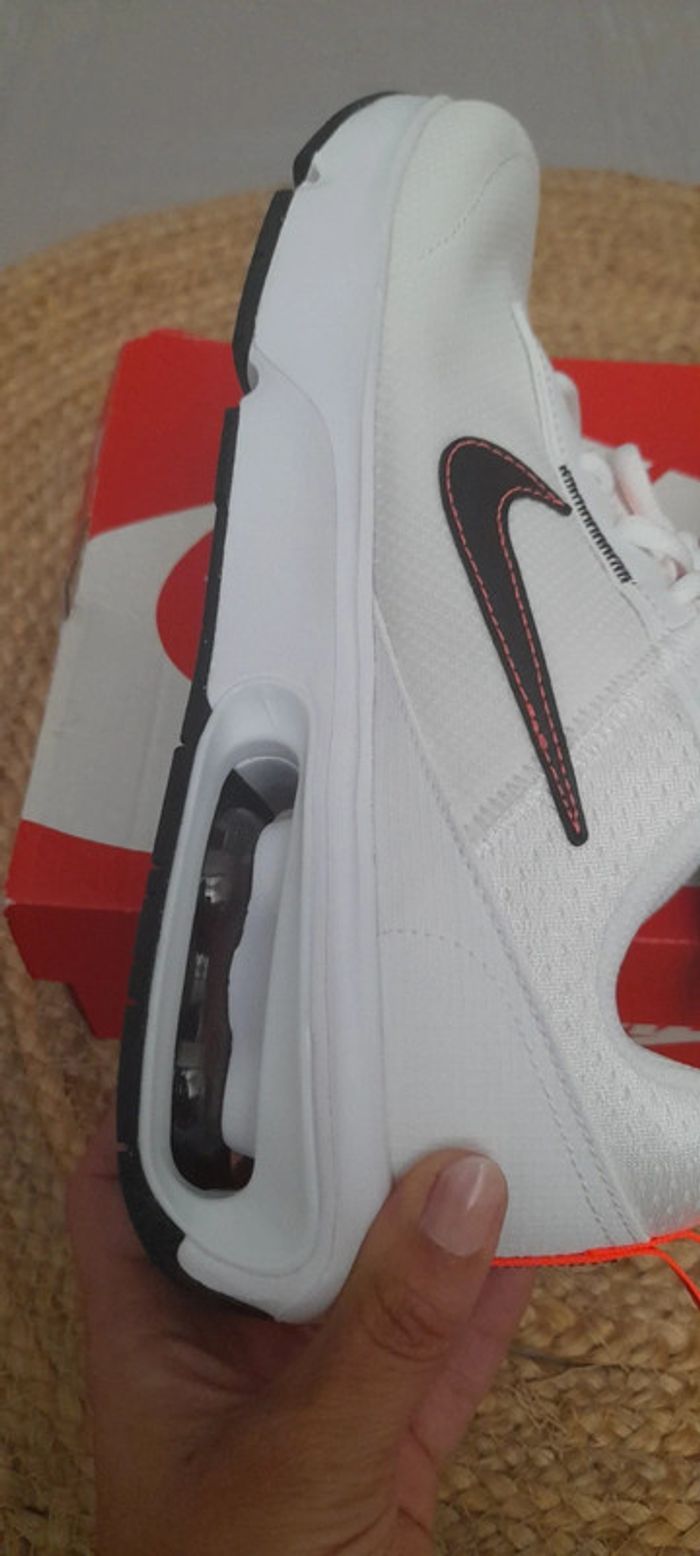 Basket Nike Air Max W 2090 - photo numéro 12