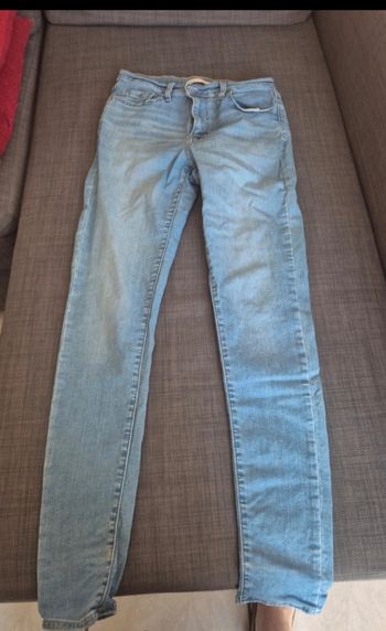 Jean levis