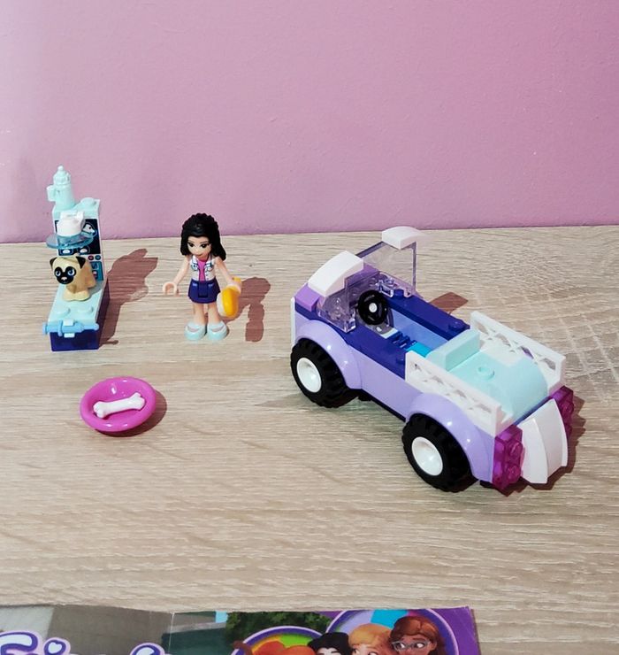 Lego Friends 41360 La clinique vétérinaire mobile
d'Emma - photo numéro 2