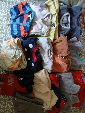 Lot vêtements 12 mois garçon