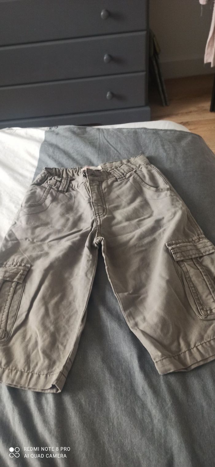 Lot de bermudas et shorts 8 ans - photo numéro 2