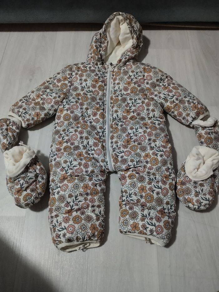 Lot  Menteau et combinaison bébé fille hiver - photo numéro 8