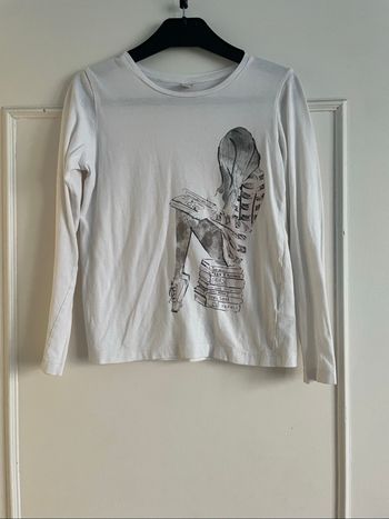 TEE shirt
