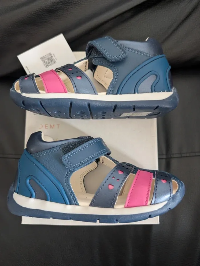 Paire de sandales Geox neuve - photo numéro 7