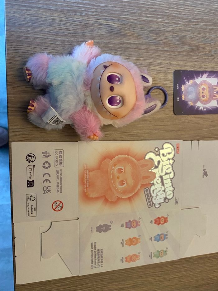 Labubu V3 neuf sous blister Luck / chance - photo numéro 2