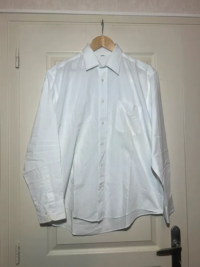 Chemise sans marque