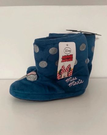 Chausson botte neuf disney Minnie pantoufle 31