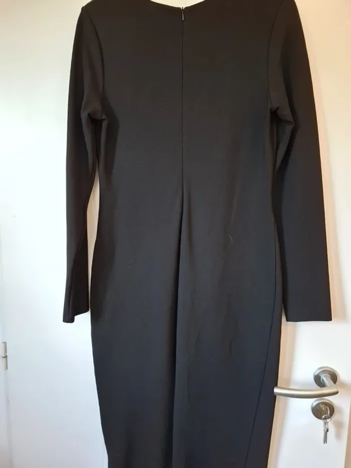 Robe chic moulante Apart neuve - photo numéro 2