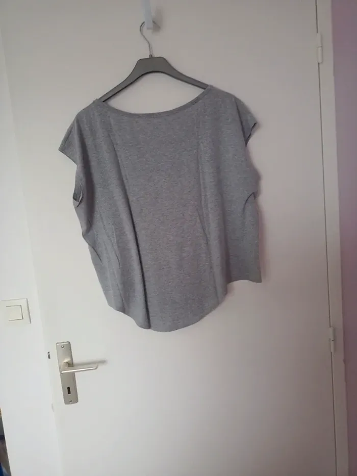 Tee shirt gris femme - photo numéro 2