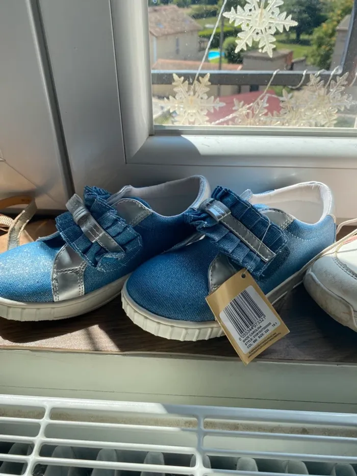 Lot 3 paires chaussures fille T32 - photo numéro 3