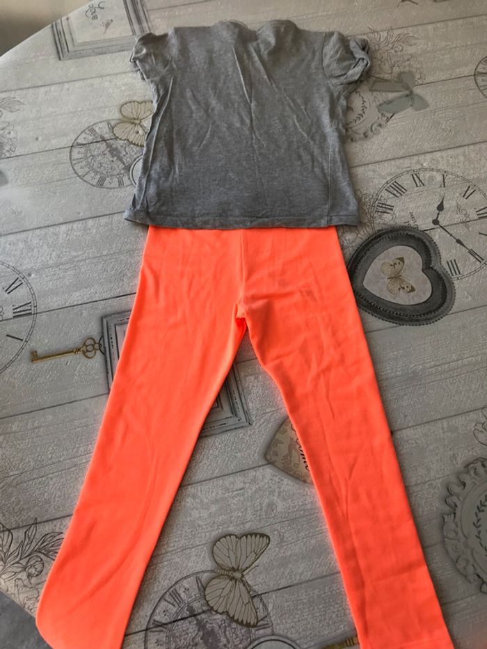 Ensemble orange avec chat - photo numéro 2