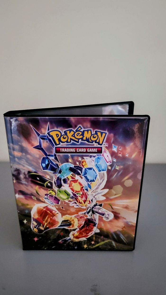 Classeur Pokémon EV7
