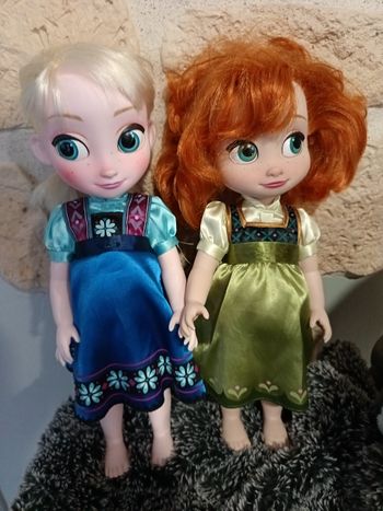 Lot de 2 poupées Disney animator 