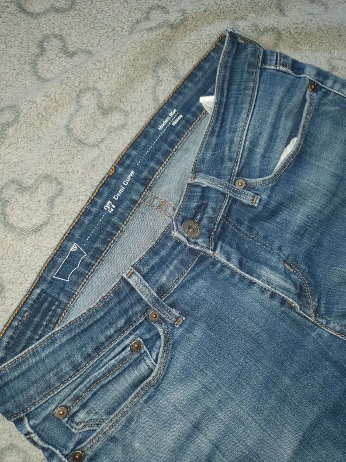 Jeans levis - photo numéro 2
