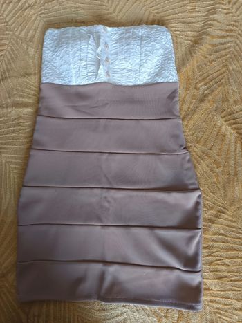 Robe bustier dentelle