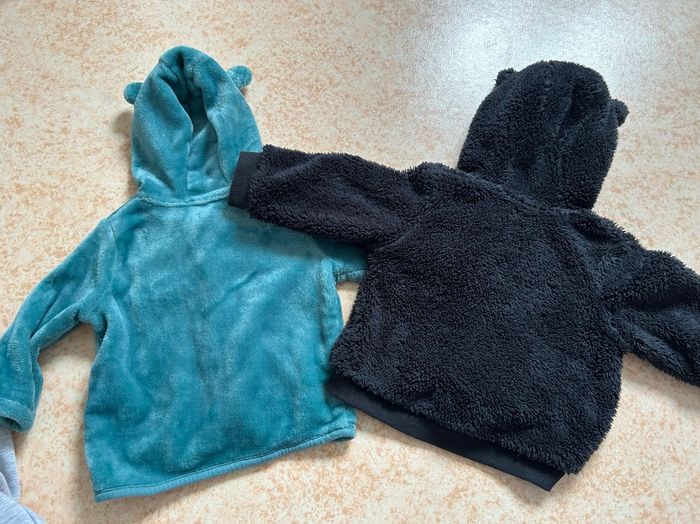 Lot 2 vestes polaires - photo numéro 2