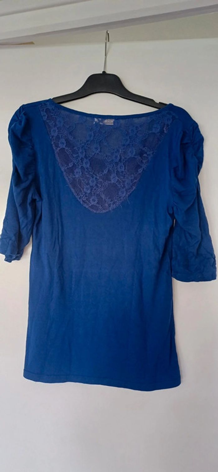 Tee shirt épaules bouffantes - photo numéro 2