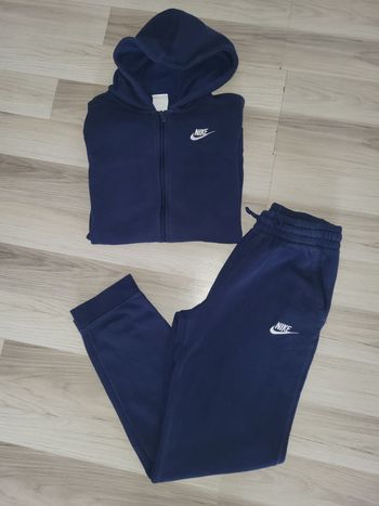Ensemble jogging nike
