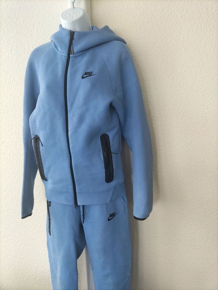 Ensemble Nike tech bleu lavande