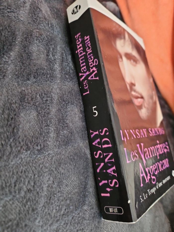Livre de poche les vampires argeneau tome 5 - photo numéro 3
