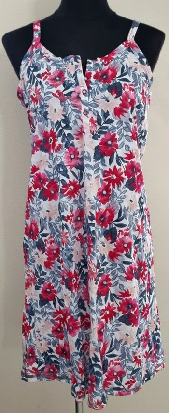 Robe de nuit neuve