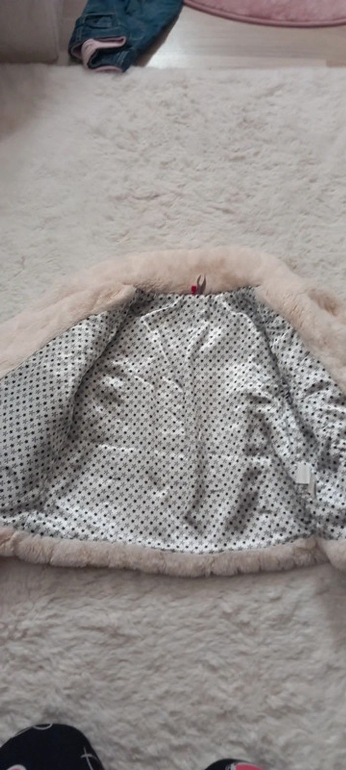 Veste fourrure 8ans - photo numéro 5