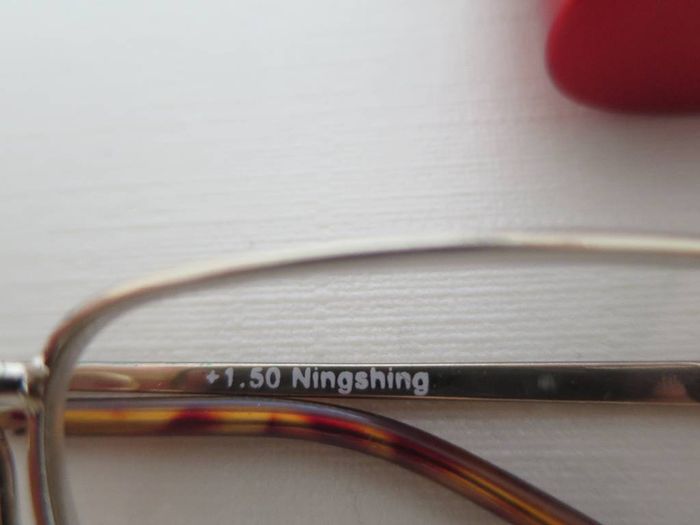 Paires de Lunettes Loupe - photo numéro 3