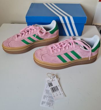 Adidas gazelle bold W taille 38